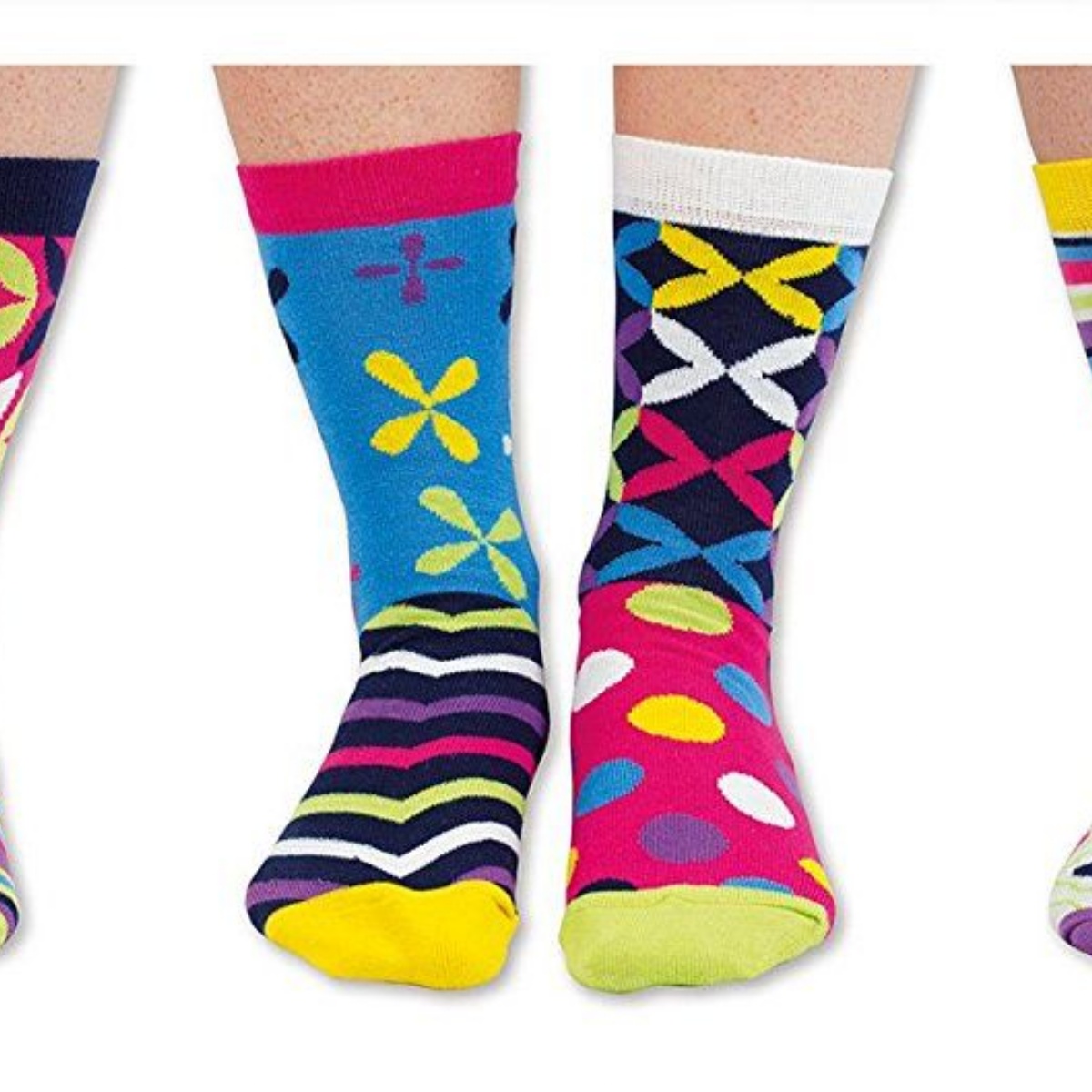 thorpe-primary-school-anti-bullying-week-odd-sock-day